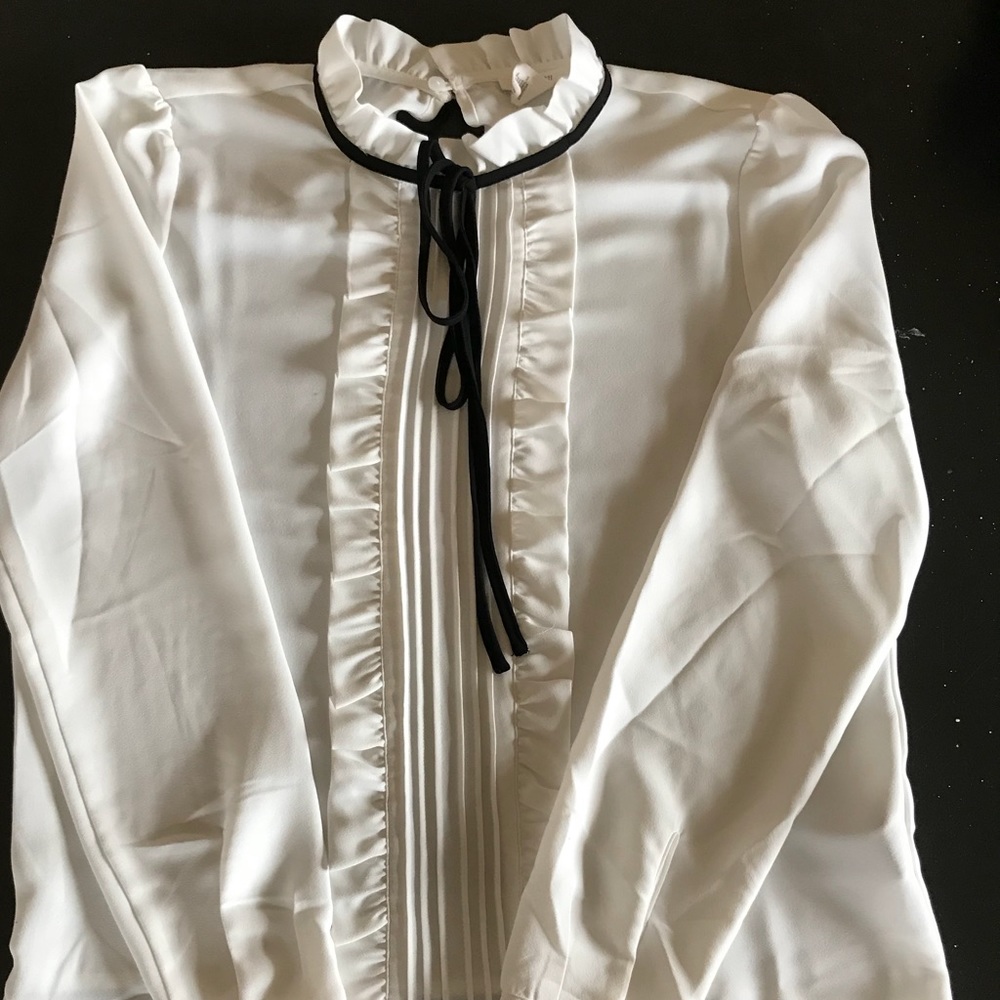 Forever 21 dress shirt (xoxo)